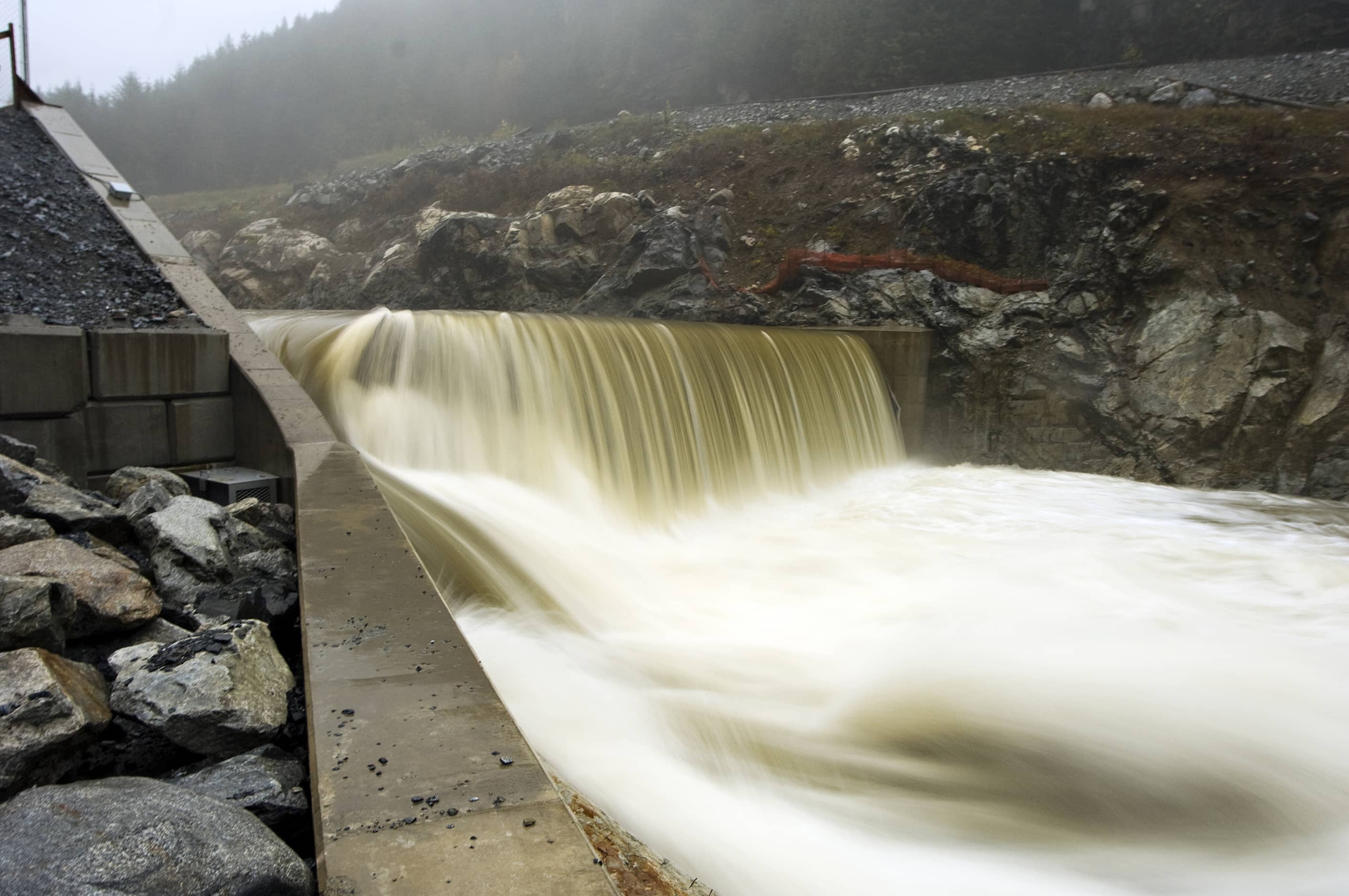bbp ashlu creek run-of-river hydroelectric plant exterior dam