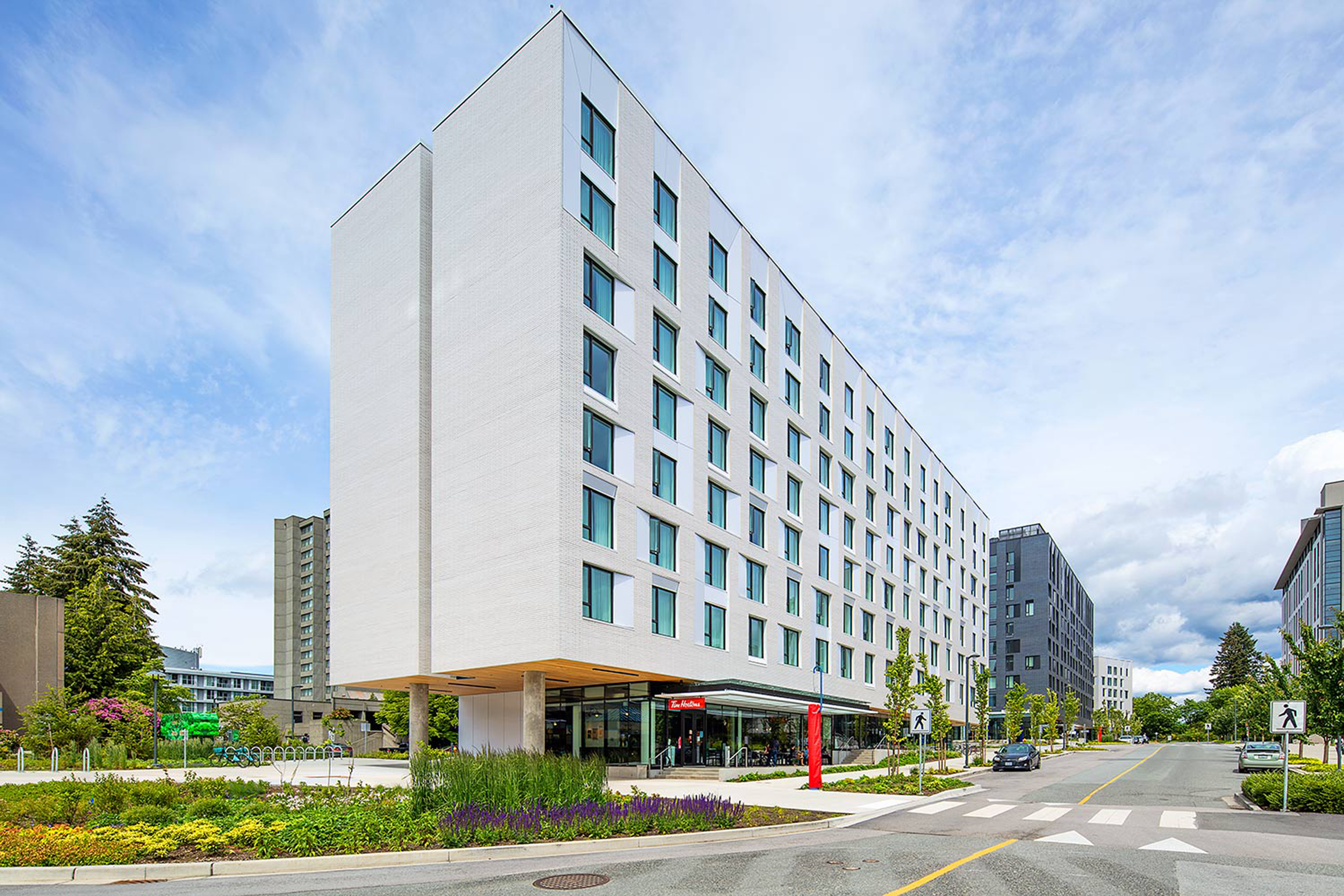 bbp ubc pacific residence exterior lobby