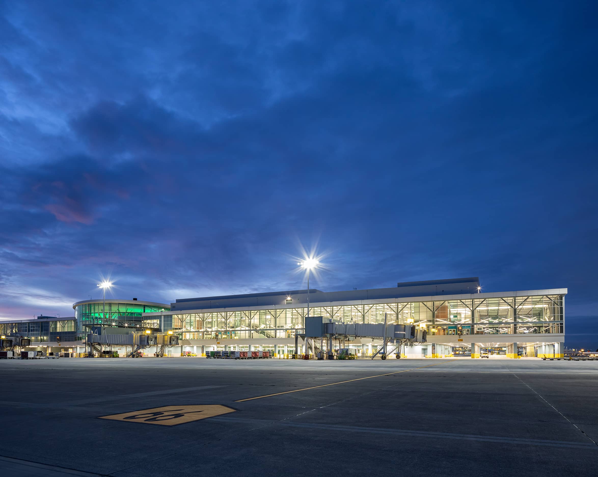 bbp yvr pier d exterior