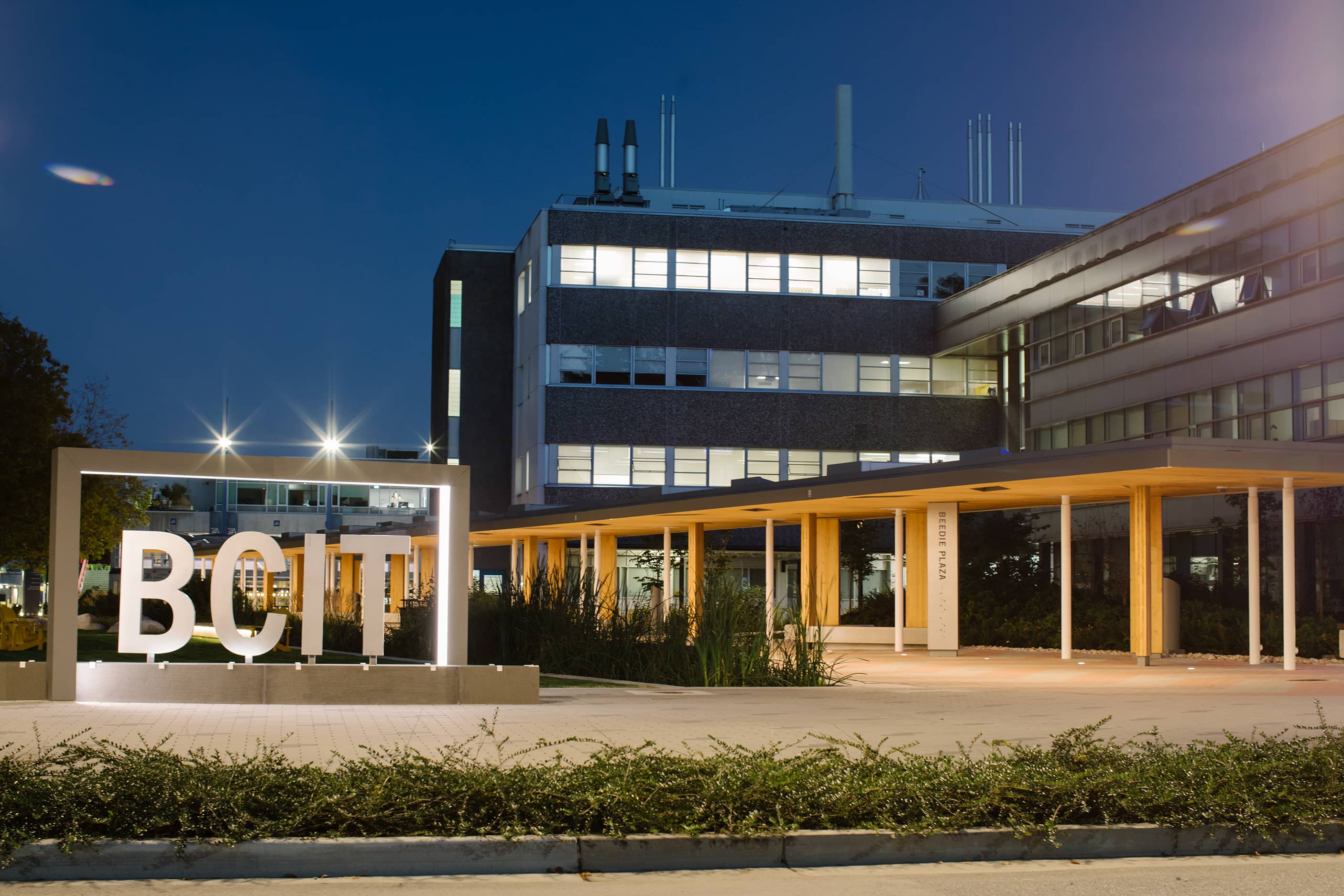 bbp bcit beedie plaza signage with exterior